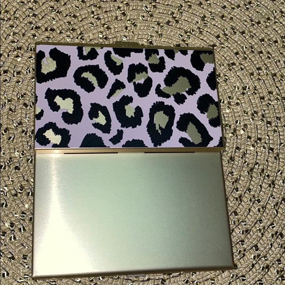 Lady Jayne compact Mirror and Card Holder - Picture 7 of 15